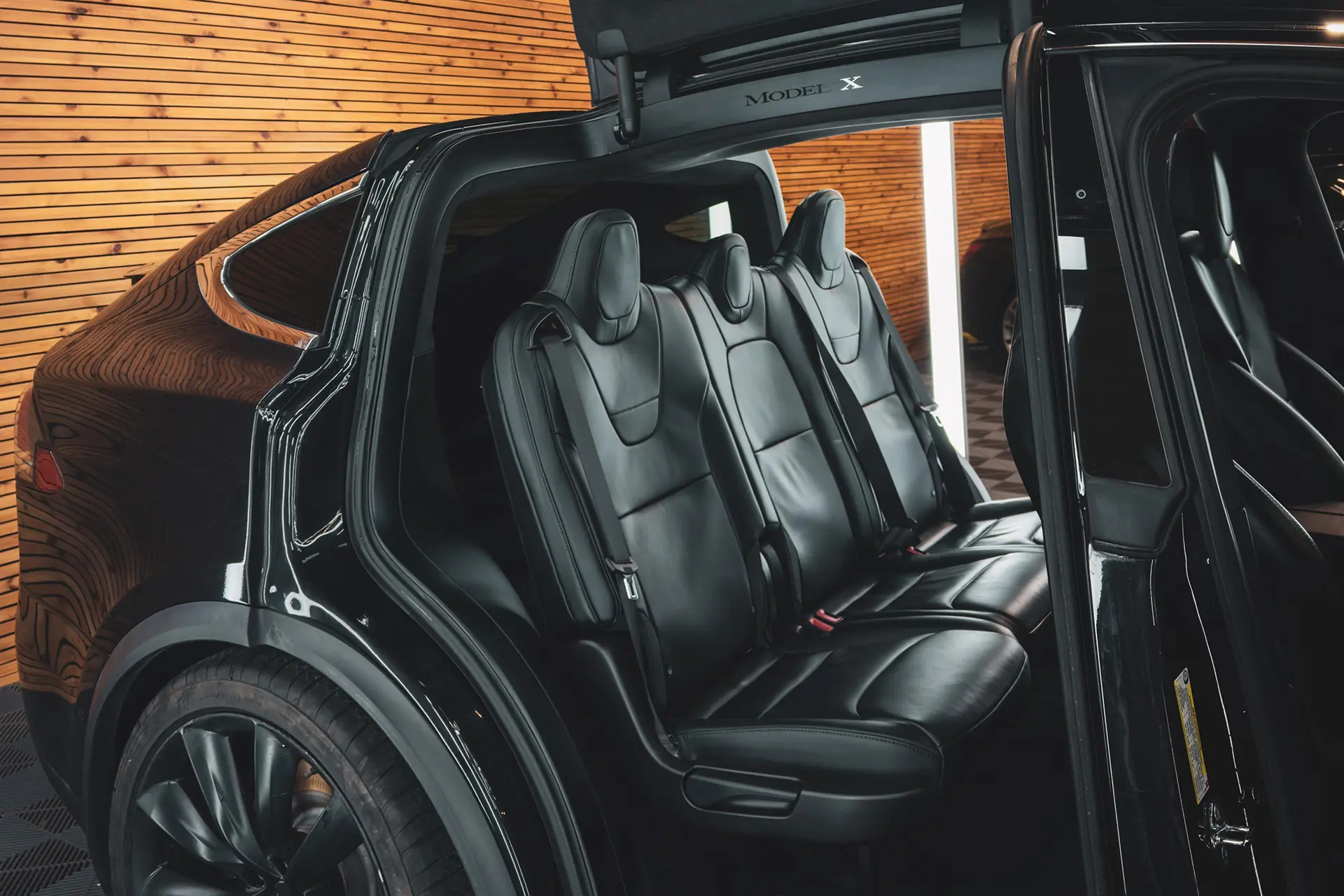 interior-detailing-leather-care